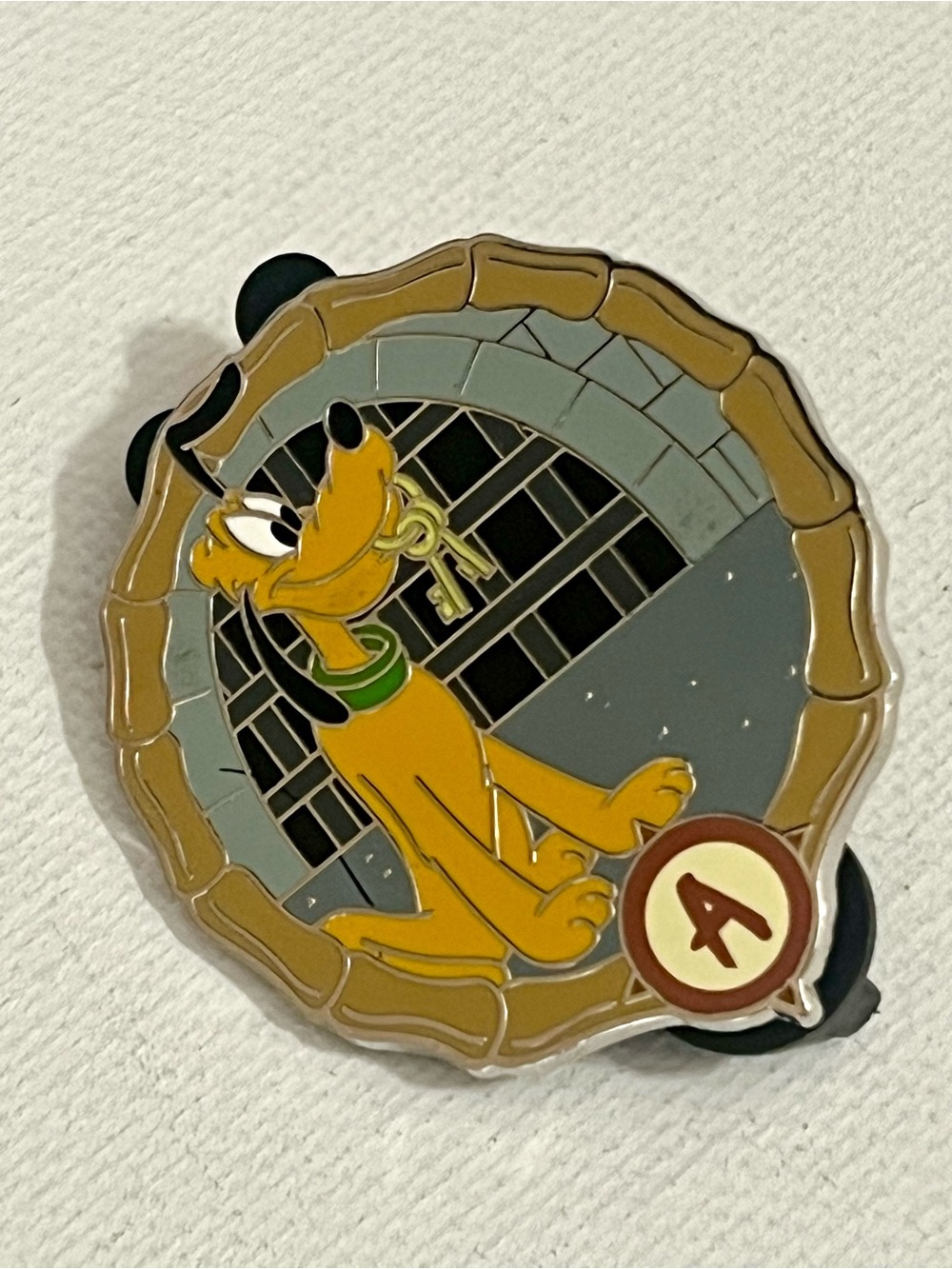 Disney Pluto Adventureland Series - Pirates of the Caribbean -Enamel Pin